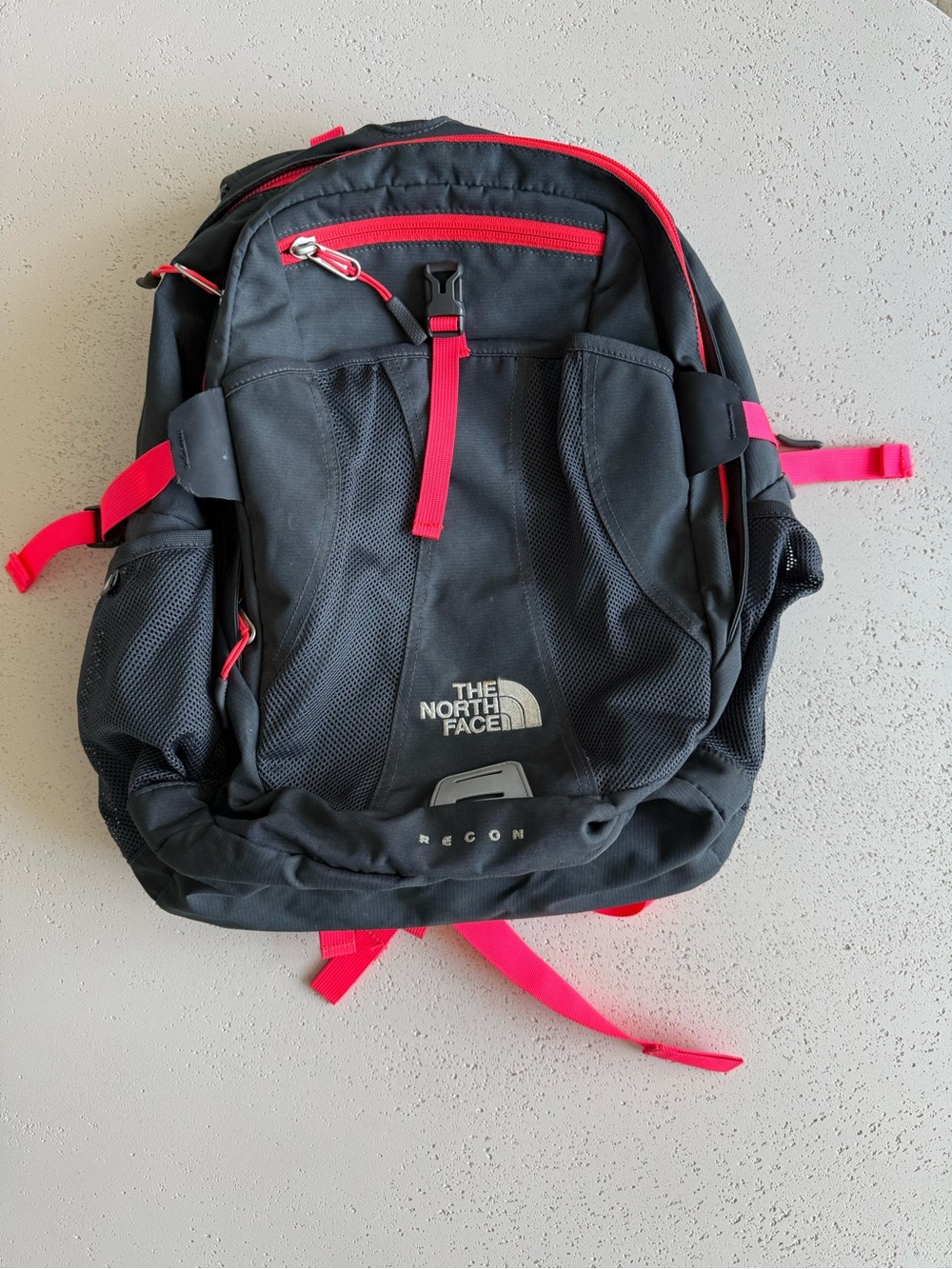 The North Face Black Backpack in pristine conditions - Neon pink and grey
